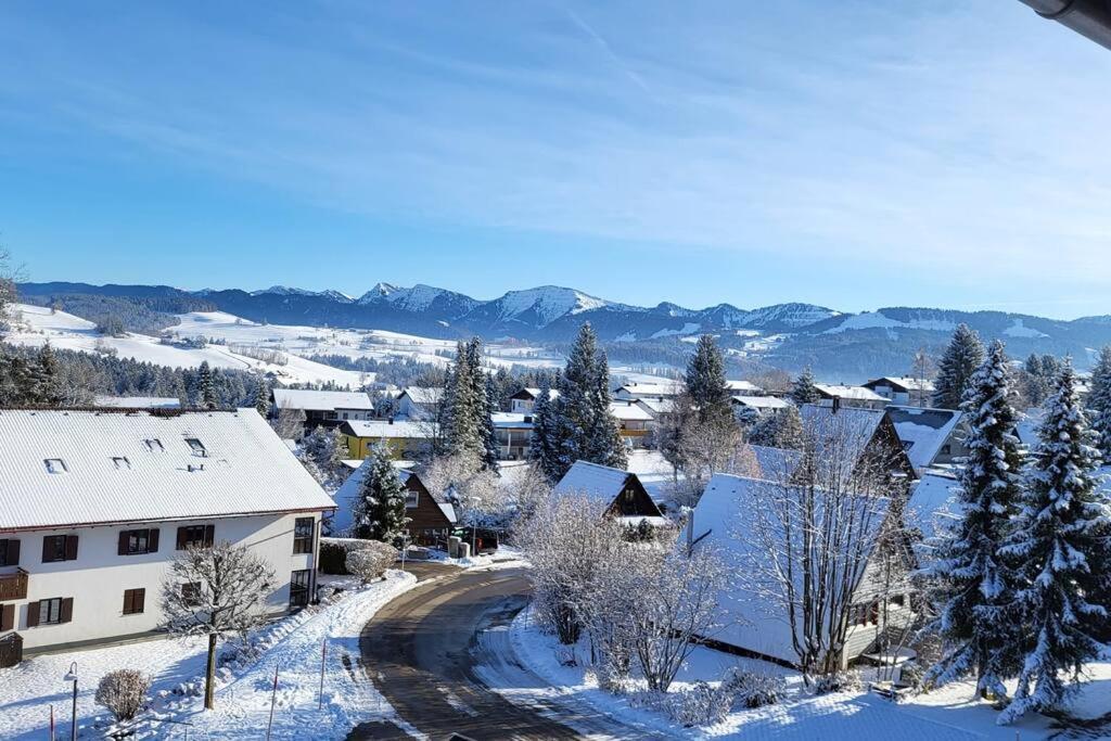 אוברוייטה Ferienwohnung Im Allgaeu Mit Bergsicht מראה חיצוני תמונה
