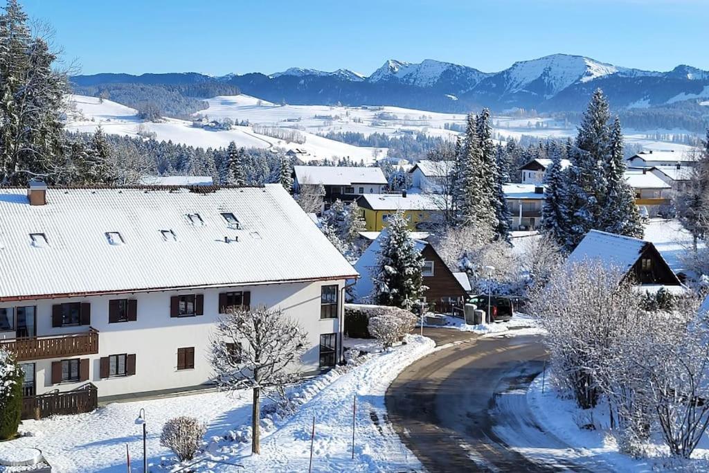 אוברוייטה Ferienwohnung Im Allgaeu Mit Bergsicht מראה חיצוני תמונה